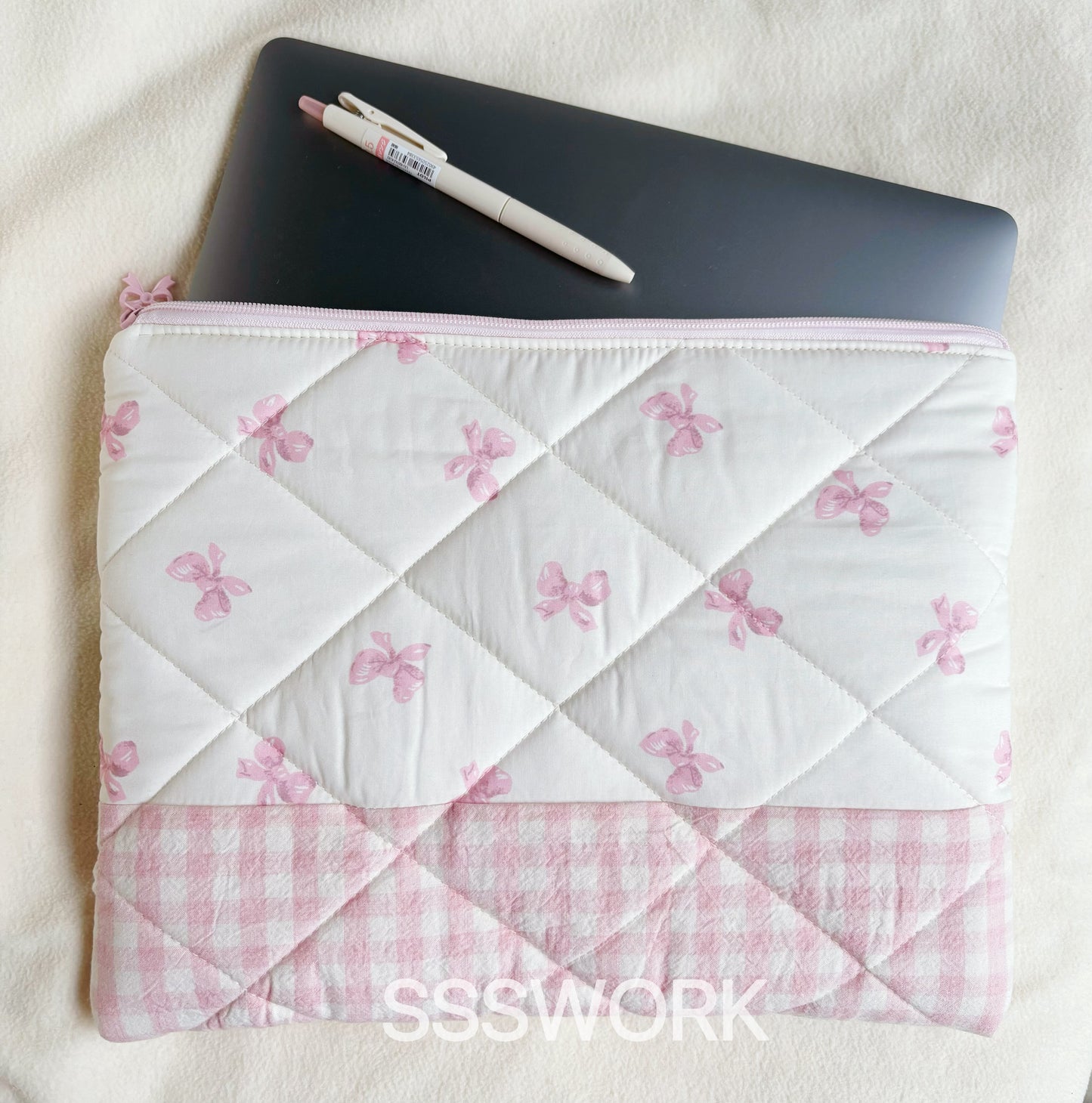 Pink bow handmade quilted Laptop Sleeve, Quilted iPad Pouch, Gift for her