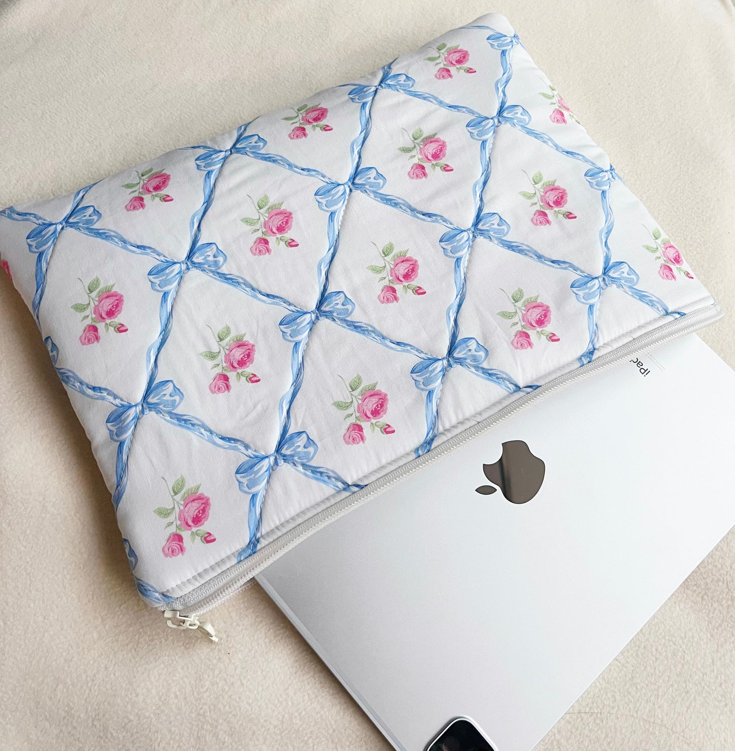Handmade blue ribbon quilted Laptop Sleeve, Quilted iPad Pouch,Blue floral with blue gingham lining laptop bag/sleeve, Gift for her