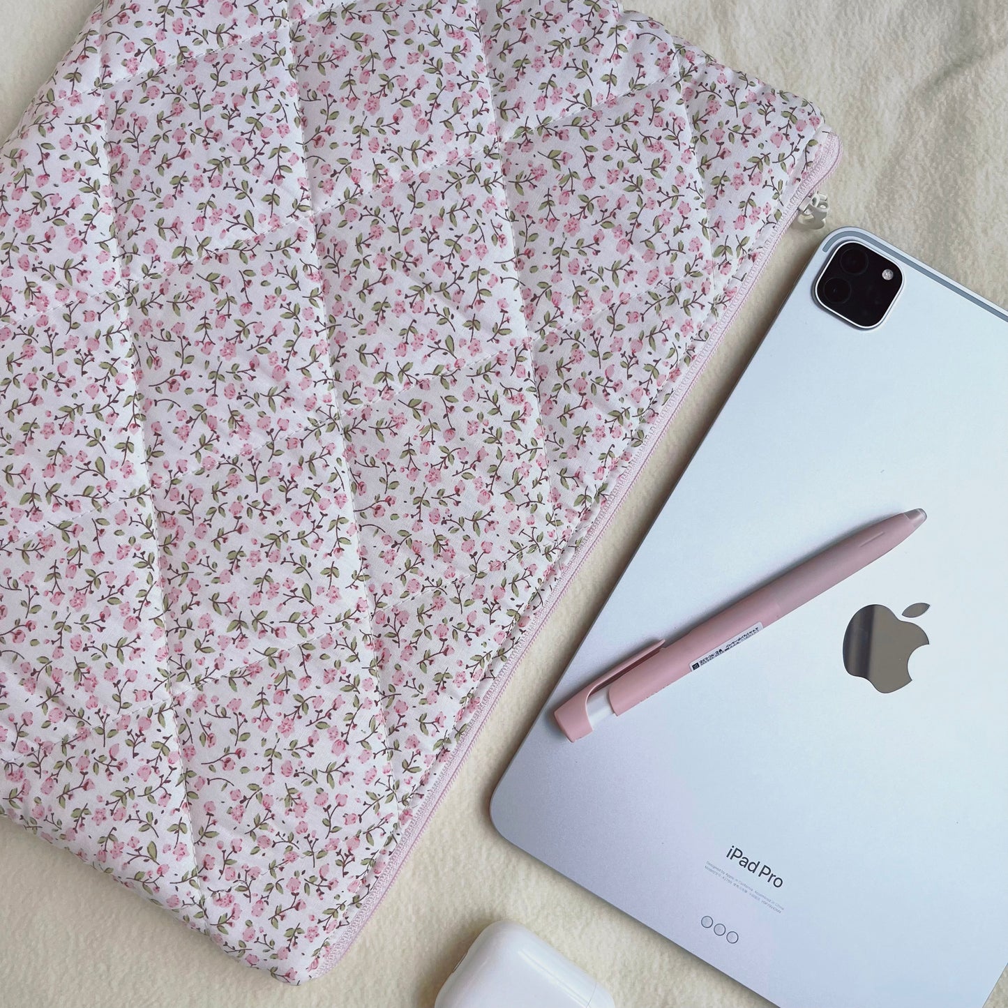 Pink Floral Handmade Quilted Laptop Sleeve, Quilted iPad Pouch