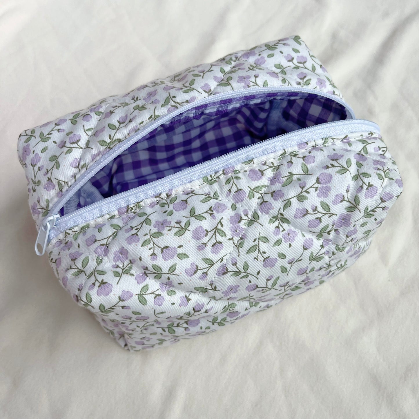 Pink/purple flowers quilted makeup bag, cosmetic organizer,Storage bag, Quilted travel pouch, Bridesmaid gift,gift for her