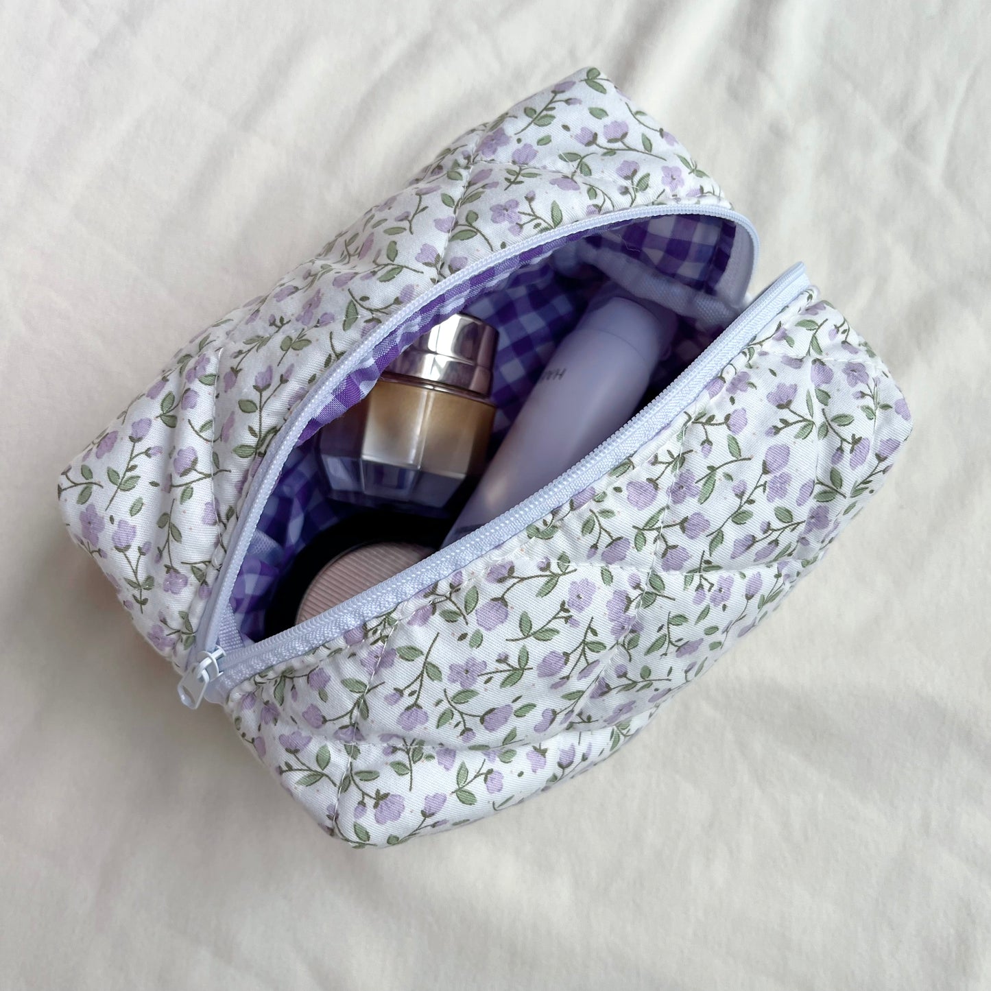 Pink/purple flowers quilted makeup bag, cosmetic organizer,Storage bag, Quilted travel pouch, Bridesmaid gift,gift for her