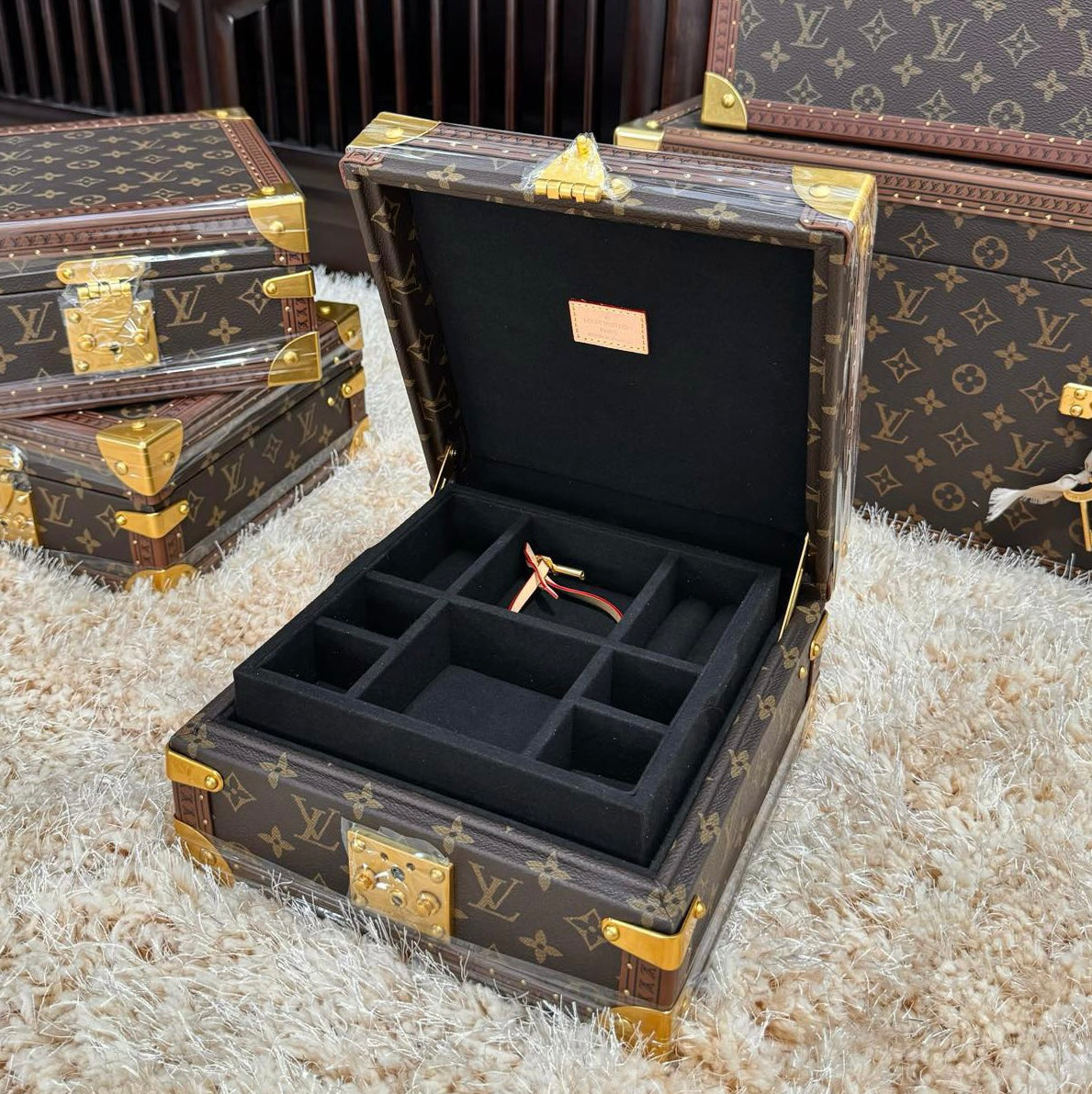 Custom LV Accessories Box Jewelry Box