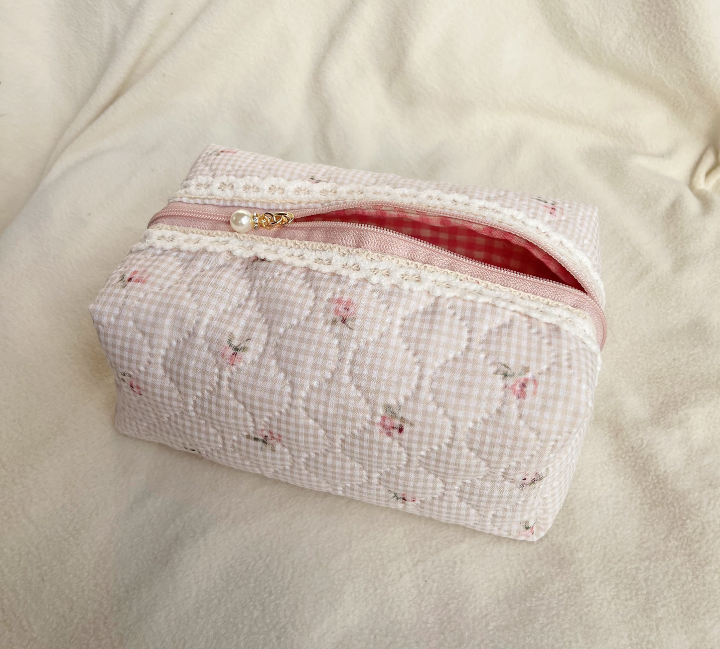 Quilted makeup bag beige fabric with pink gingham lining,Bridesmaid gift, Gift for her