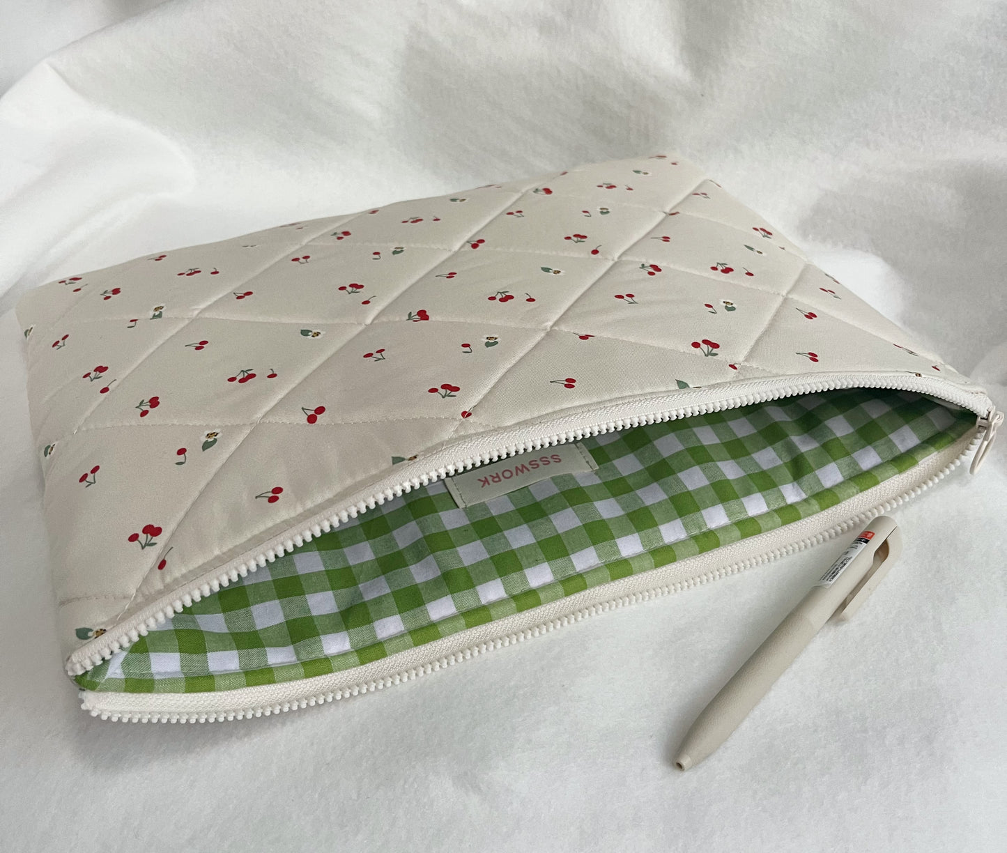 Handmade quilted Laptop Sleeve, Quilted iPad Pouch, Cherry with Green gingham lining laptop bag