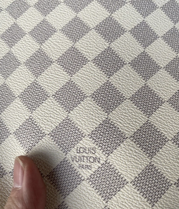 White Damier Louis Vuitton Check Handbag Leather