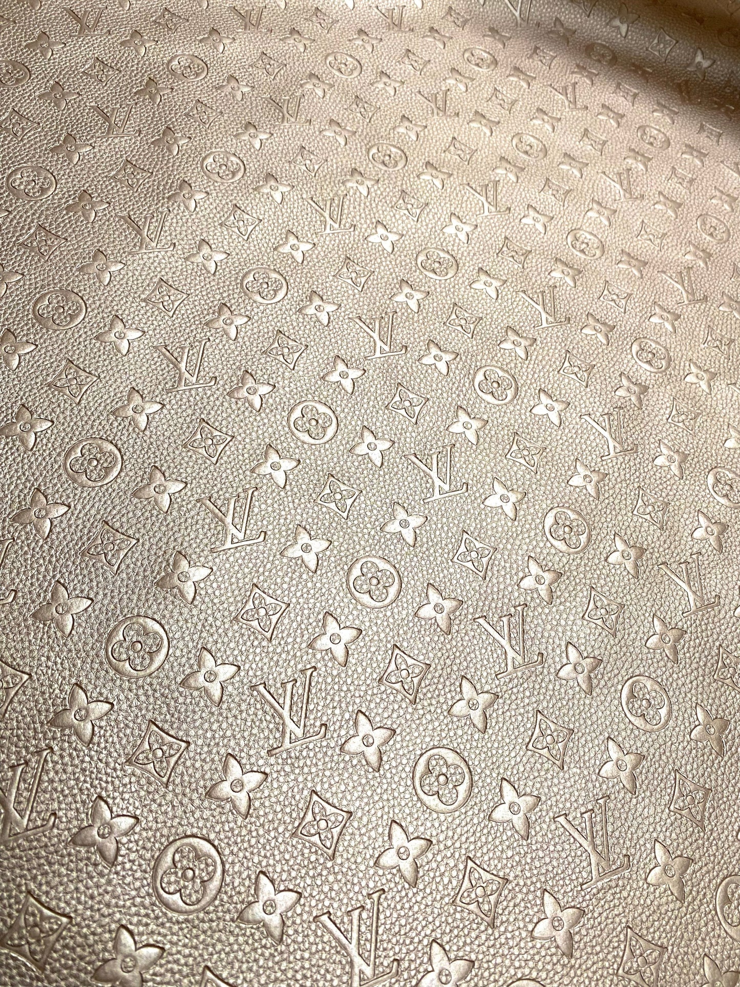 Metallic Fabric LV Embossed Leather for Car Seat Upholstery Furniture Design