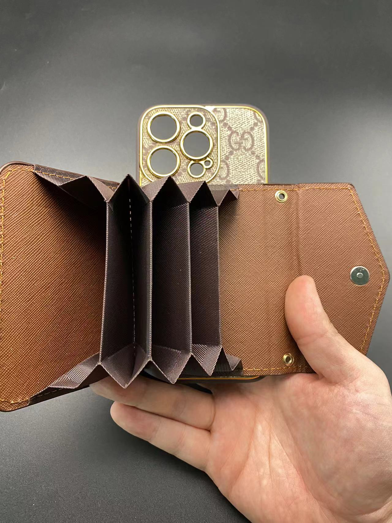 Luxury Classic Gucci Leather iPhone Case Wallet