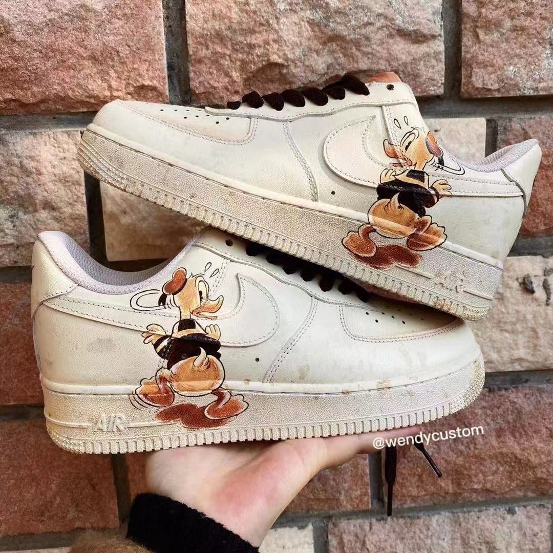 Hand-Painted Donald Duck Cartoon Air Force One Sneakers Shoes for Woman