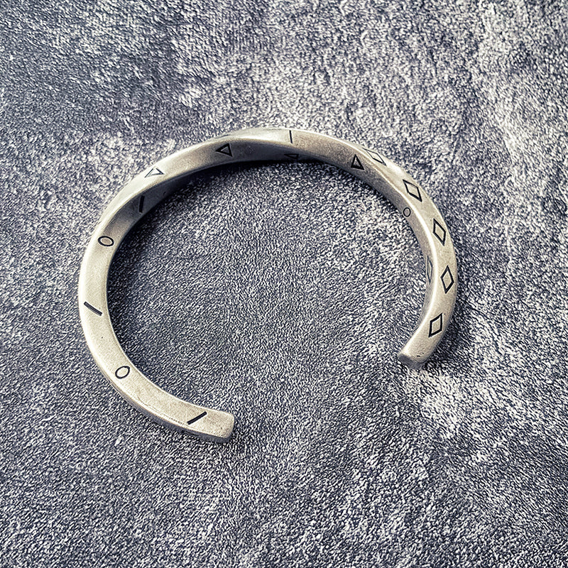 Metal Twist Matte Bangle