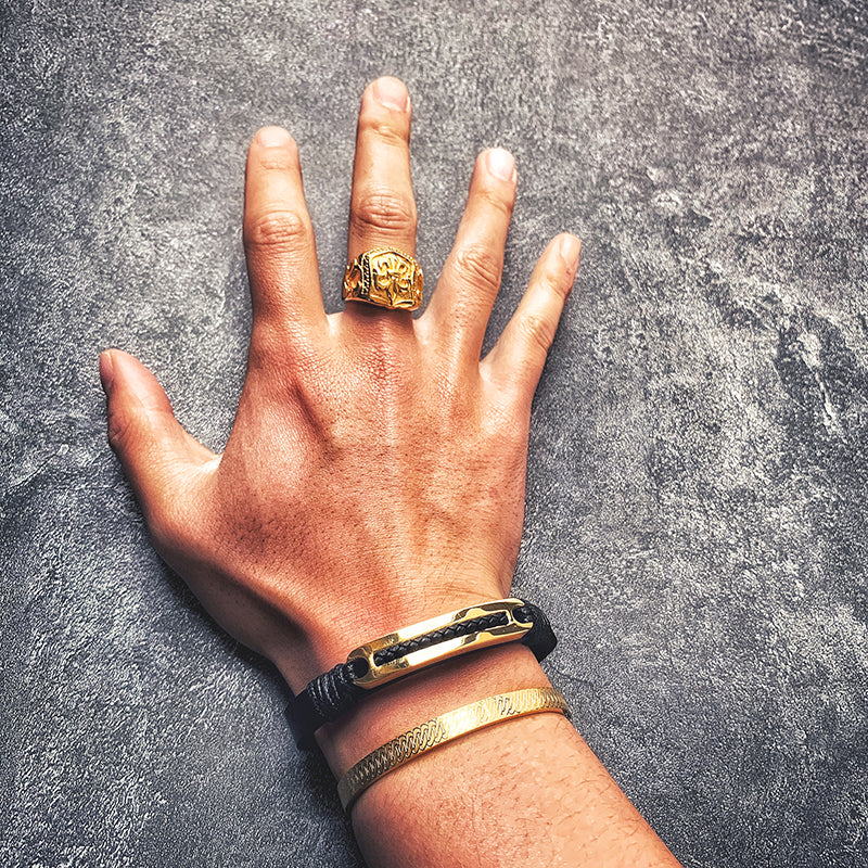 Metal Lock Leather Bracelet