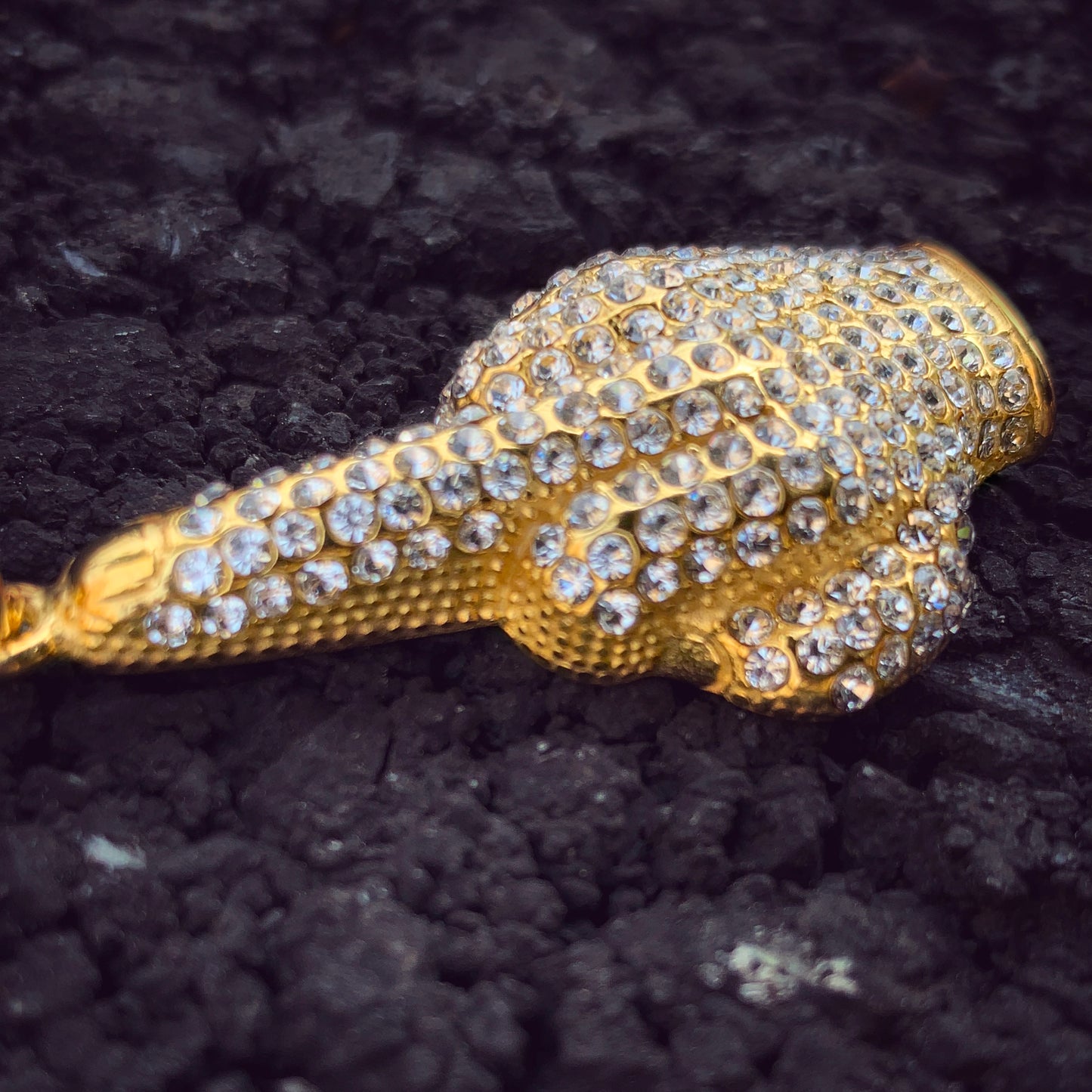 Finger Diamond Gold Pendant