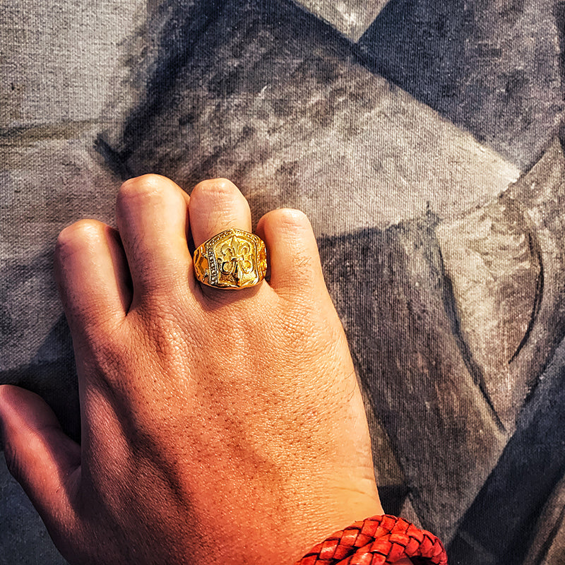 C Hearts Gold Ring